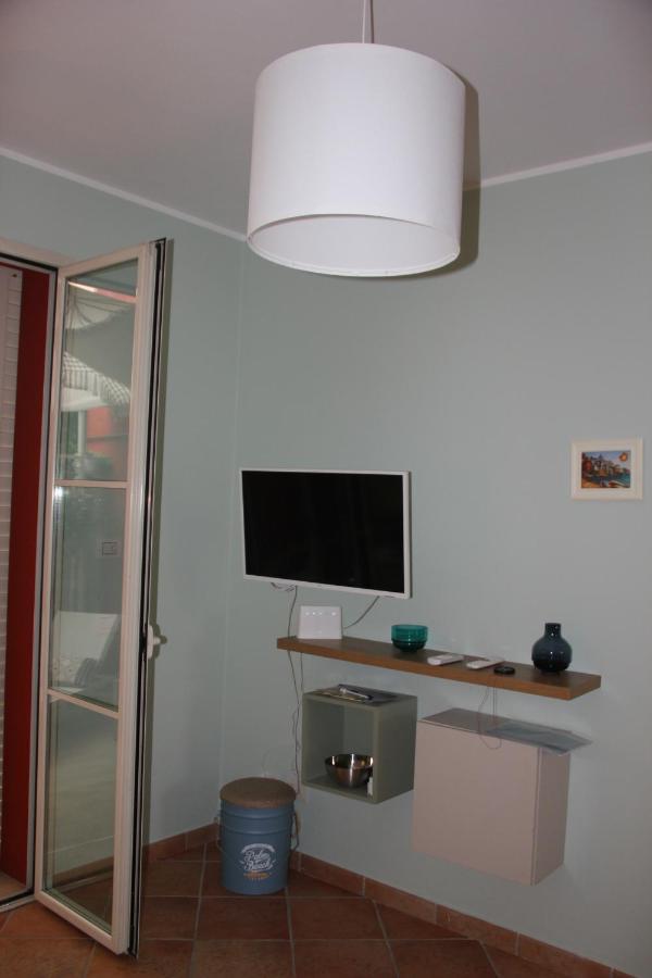 Casa Lucia private CAR or Motorcycle park Apartment Lucca Exterior foto