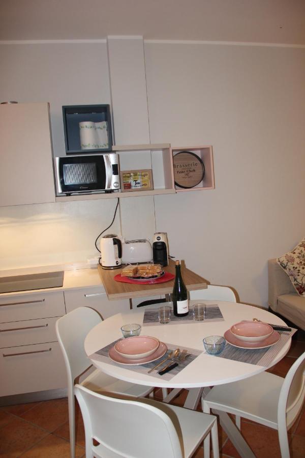 Casa Lucia private CAR or Motorcycle park Apartment Lucca Exterior foto