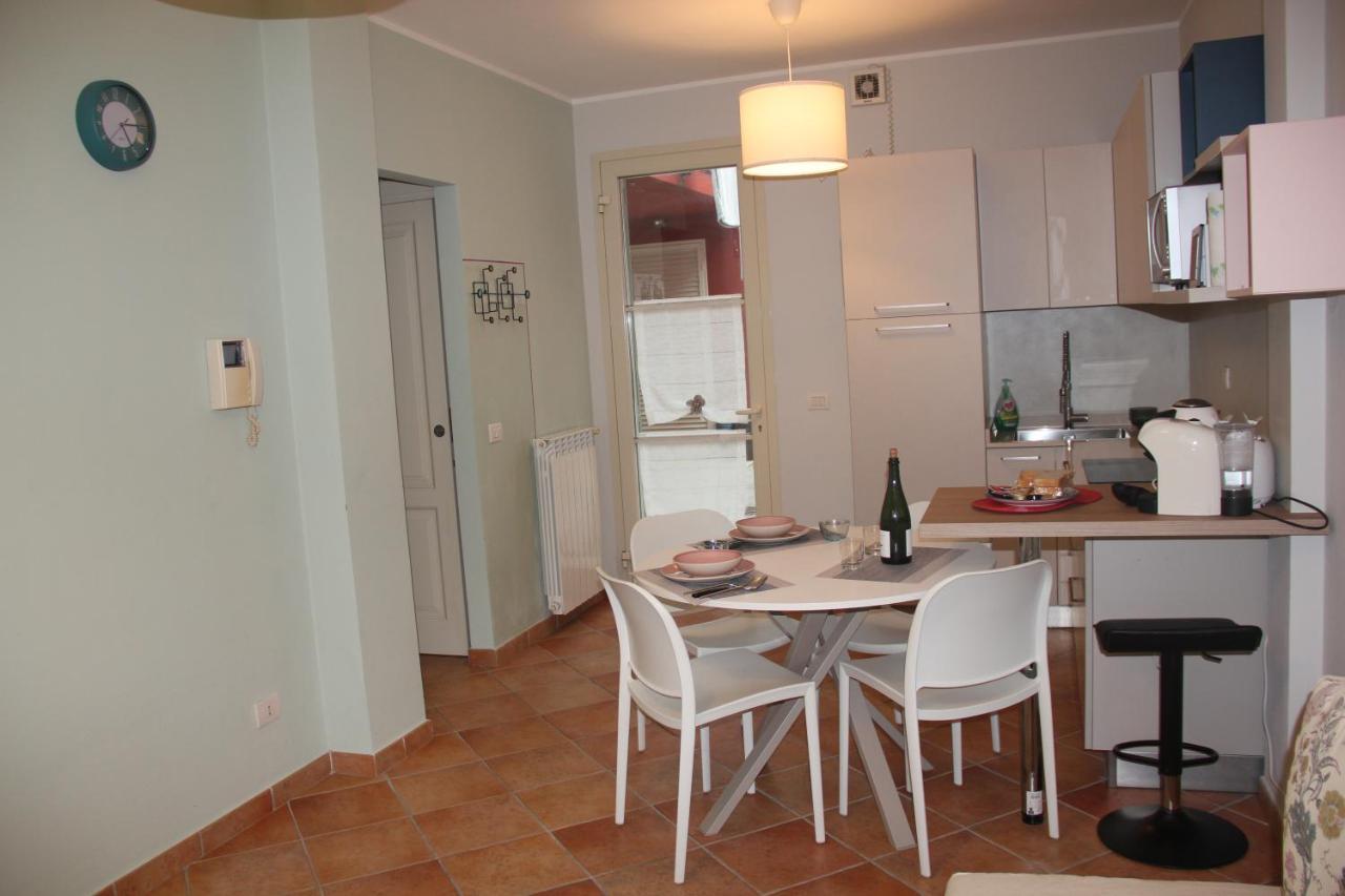 Casa Lucia private CAR or Motorcycle park Apartment Lucca Exterior foto